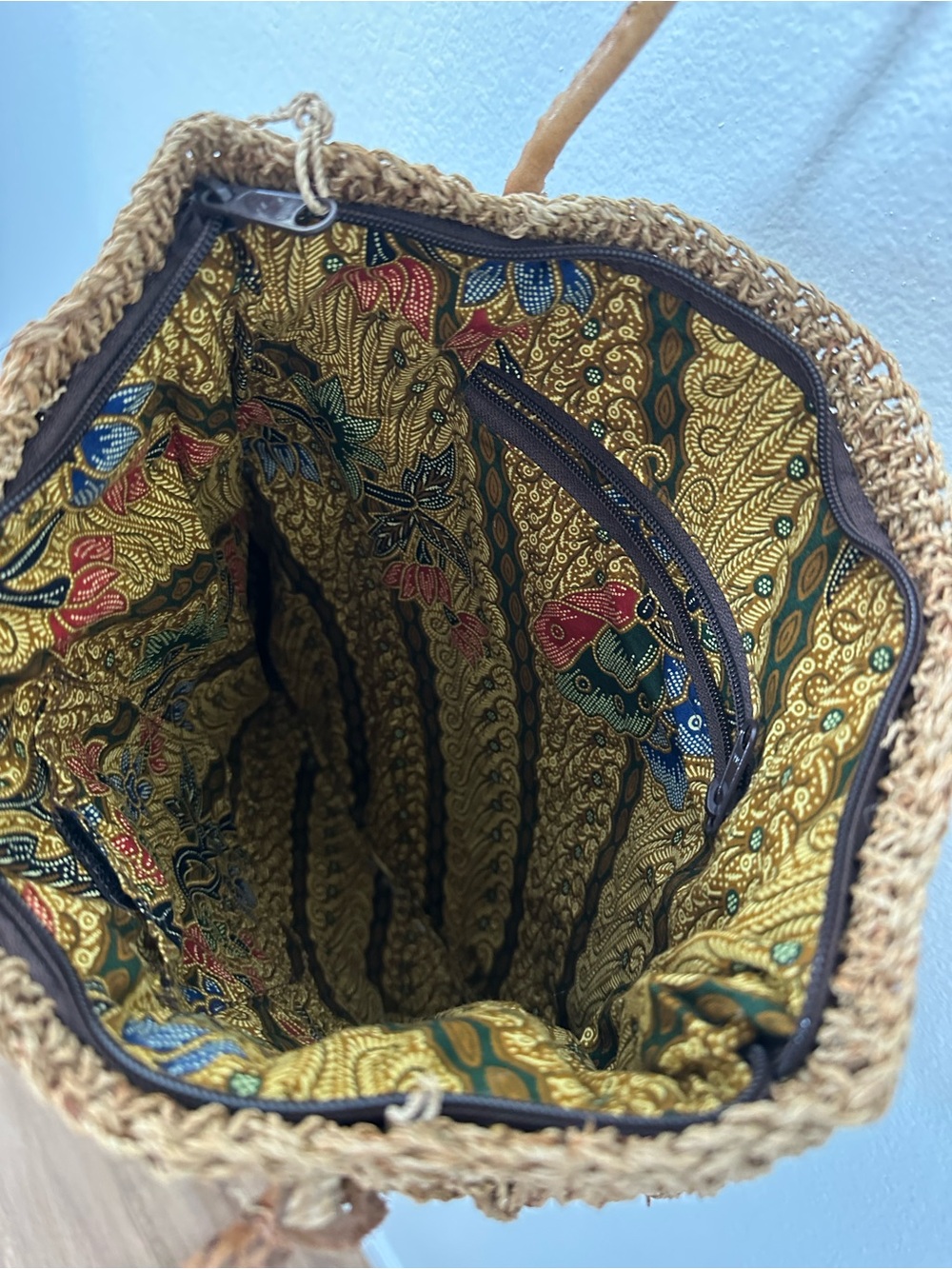 Brown Beige Woven Straw Handmade Tote Bag with Flower Accent & Leather Strap - Picture 5 of 14